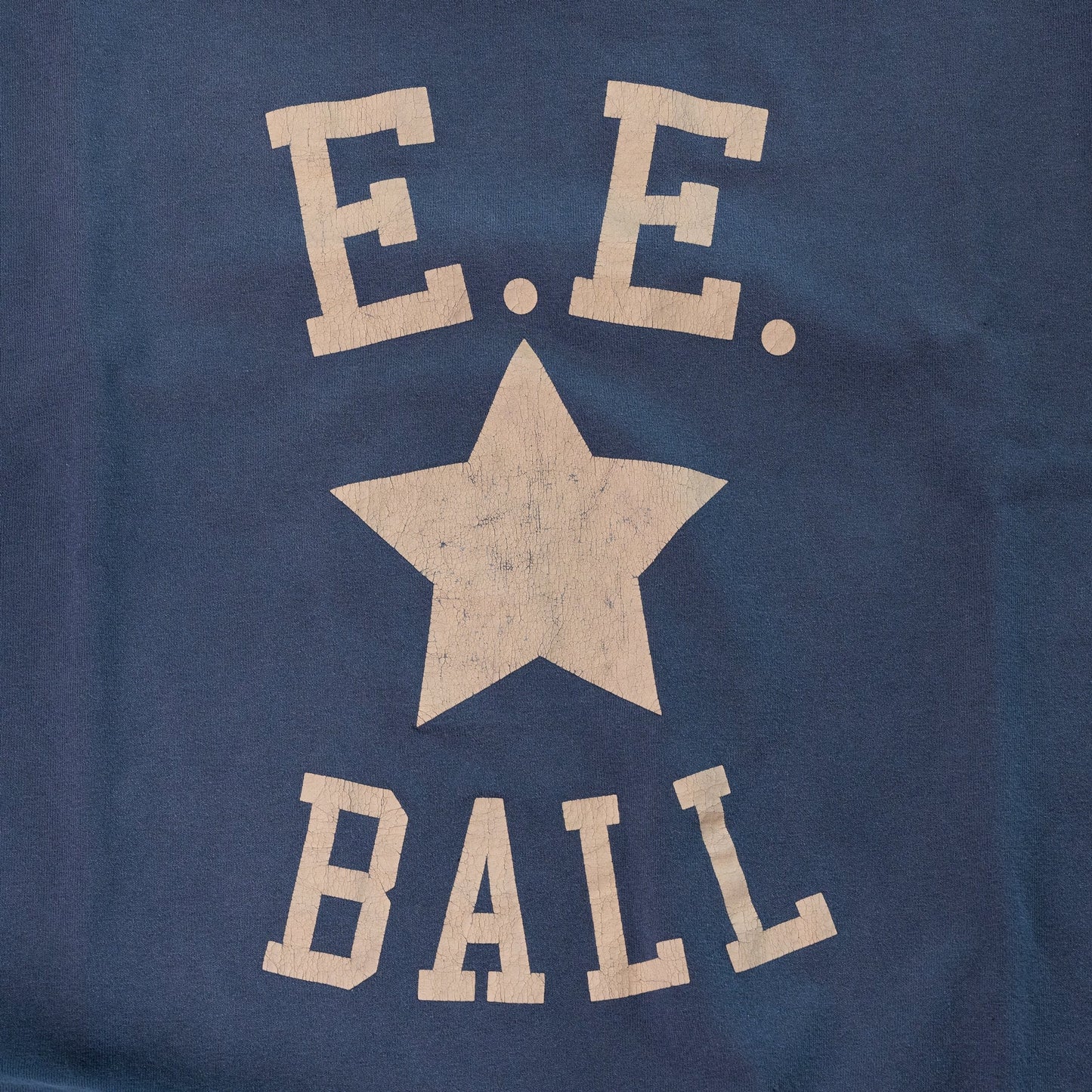 EE ★ BALL T-Shirt